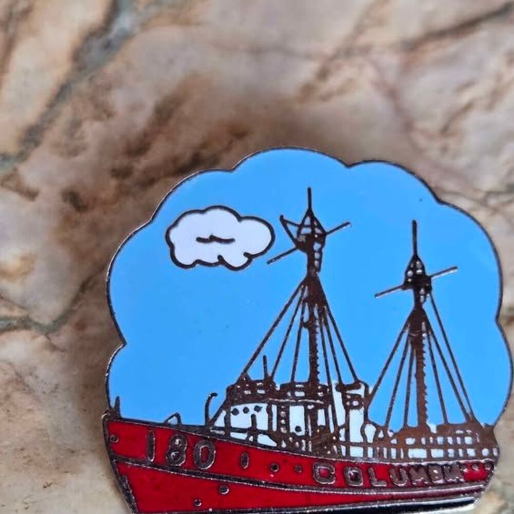 Vintage FV Columbia 180 Fishing Boat Enamel Brooch Pin